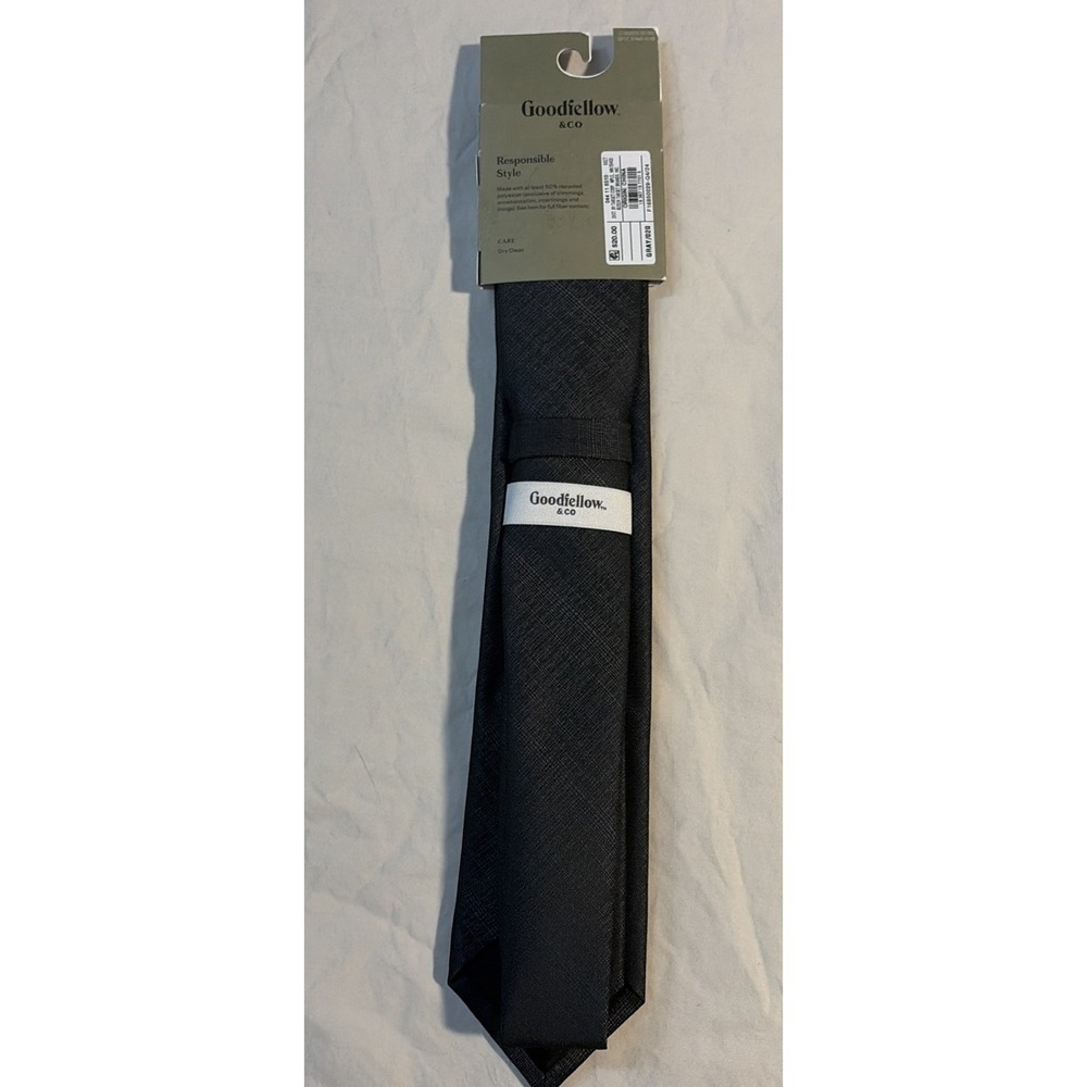 NWT~ Goodfellow & Co Solid Satin 58" x 2.25" Neck Tie #020 Charcoal Gray 3281 - Picture 3 of 4